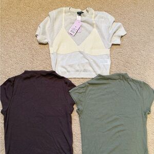 Women’s Multi-Color T-Shirt Set